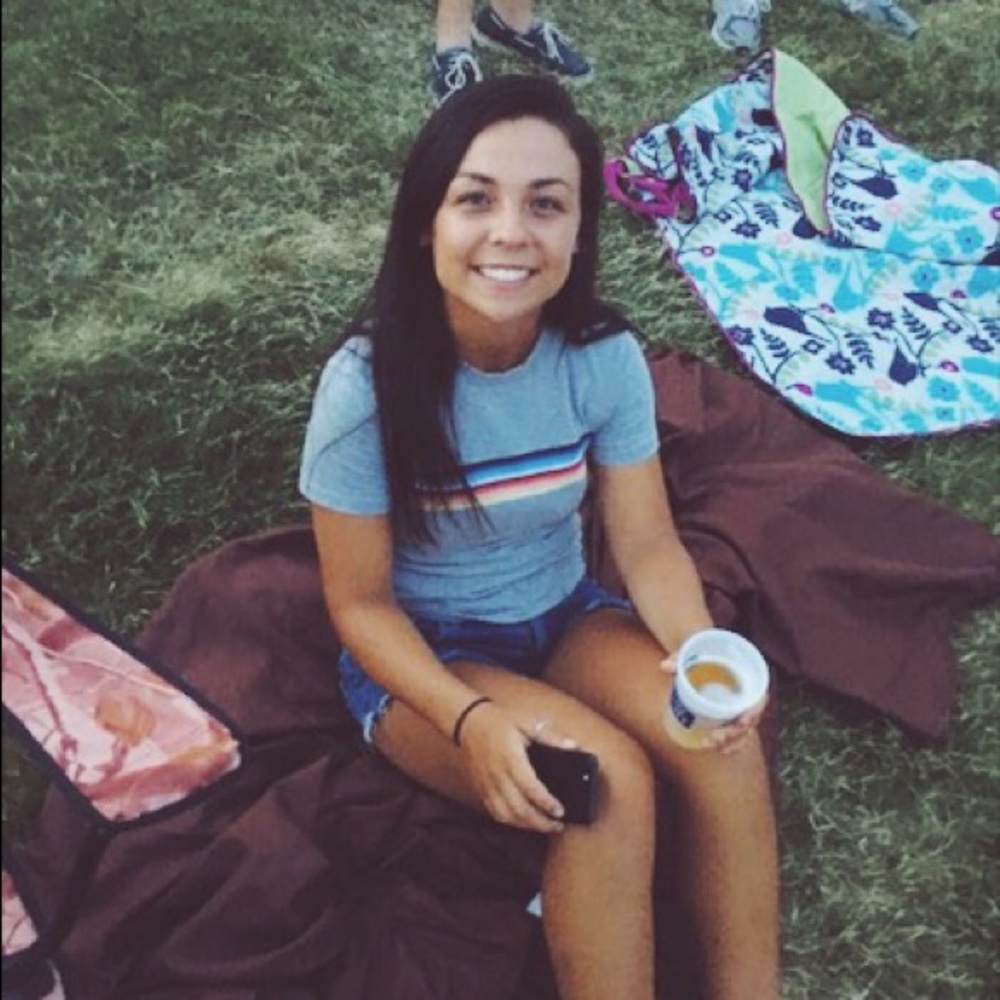 Meet your Posher, Courtney